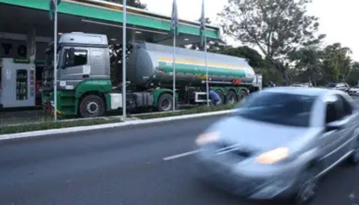  Conselho da Petrobras aprova volta da distribuição de gás de cozinha 
